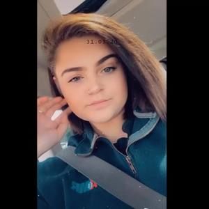 Meet your Posher, Mackenzie